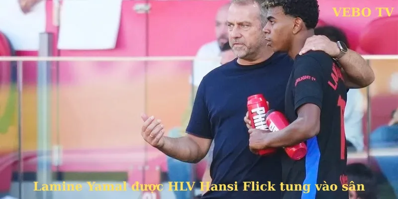 Hansi Flick có sự thay đổi nhân sự hơp lý
